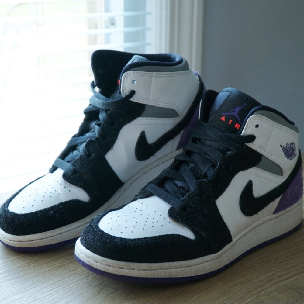 Jordan 1 Mid SE Purple (GS)